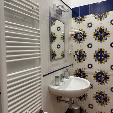 Palazzo Dogana Room&suite סלרנו