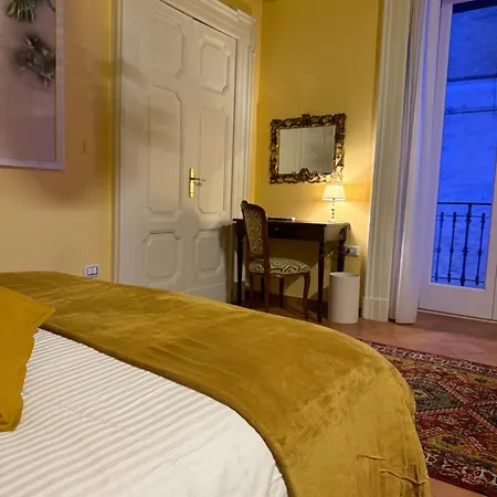 Palazzo Dogana Room&suite 3* Salerno